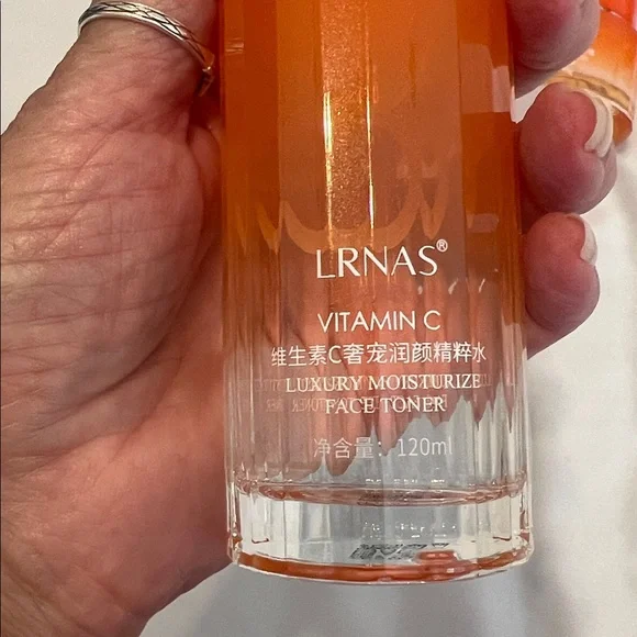 NWOT Lrnas organic Vitamin C Skincare Set with cleanser toner serum moisturizer - Picture 8 of 14